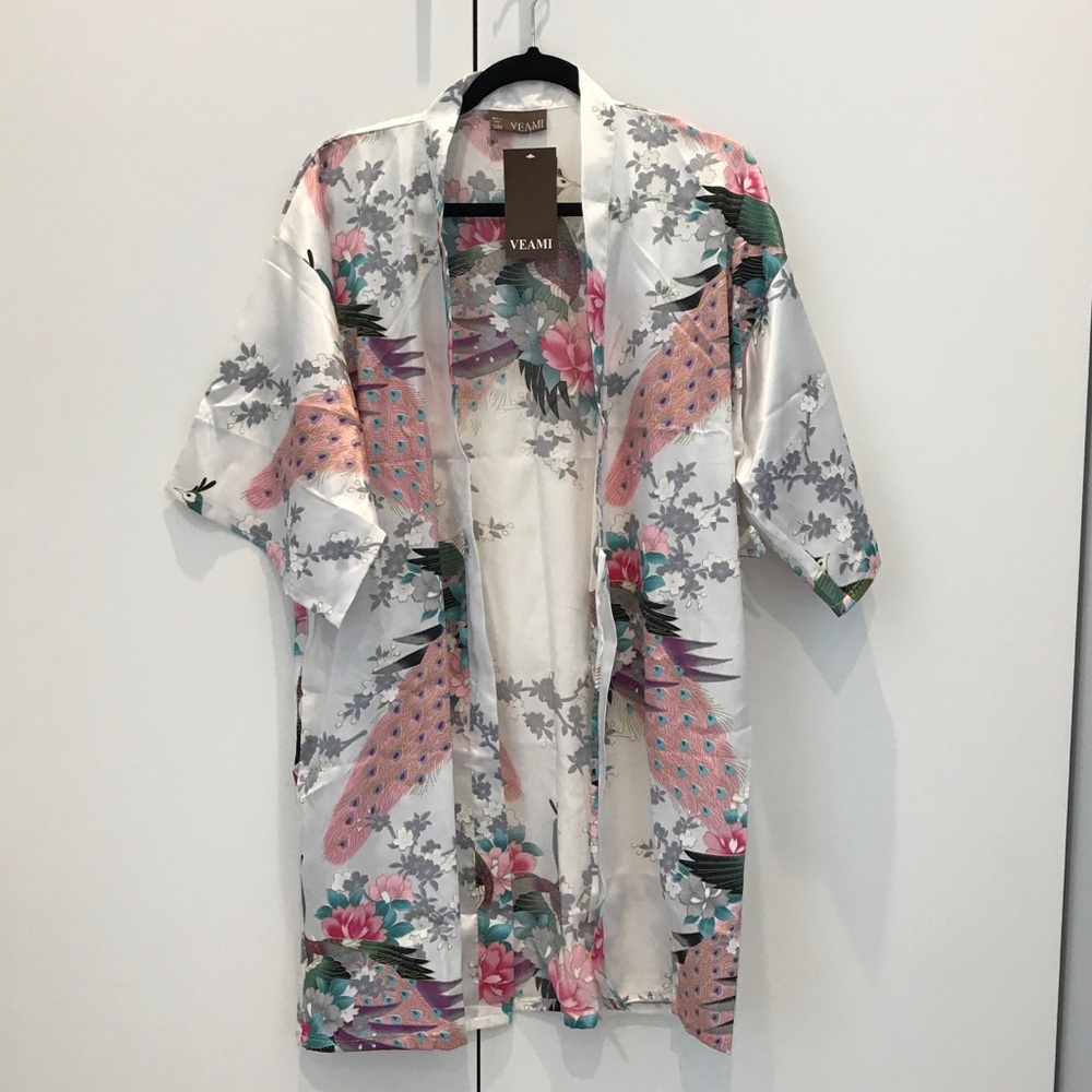 Veami Women’s Kimono Robe NWT
